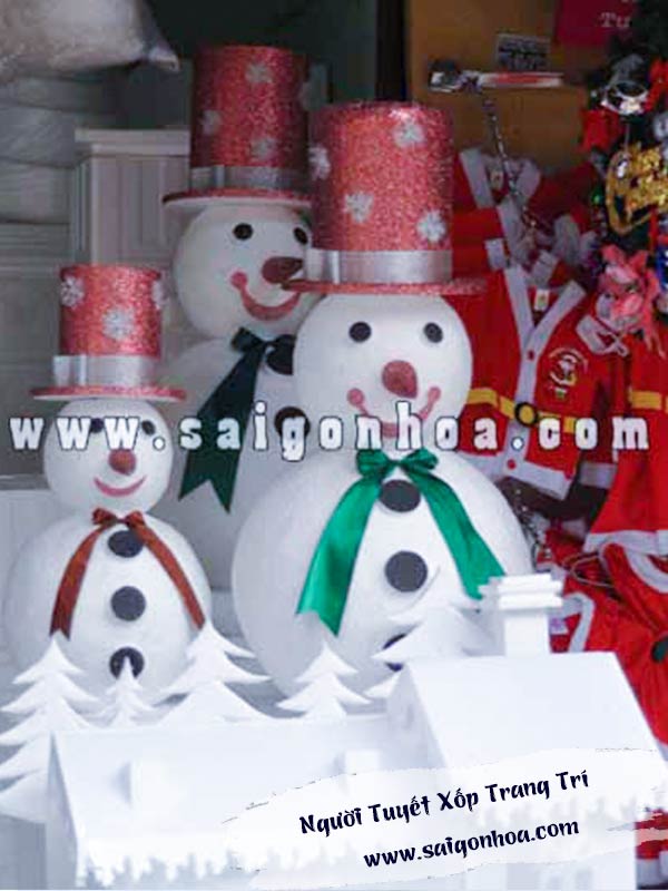 Nhận làm mô hình người tuyết bằng mút xốp trang trí Noel giá tốt số 1