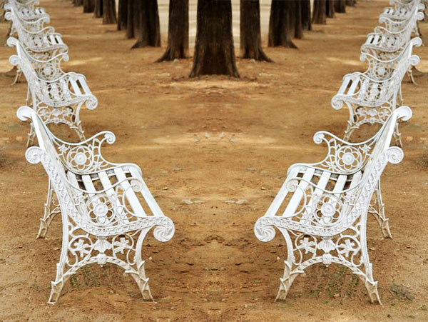 ghe gang duc cho san vuon mau trang