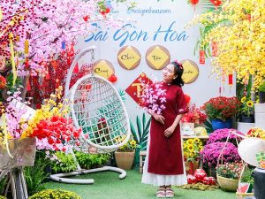 Check in giờ vàng nhận quà khai xuân