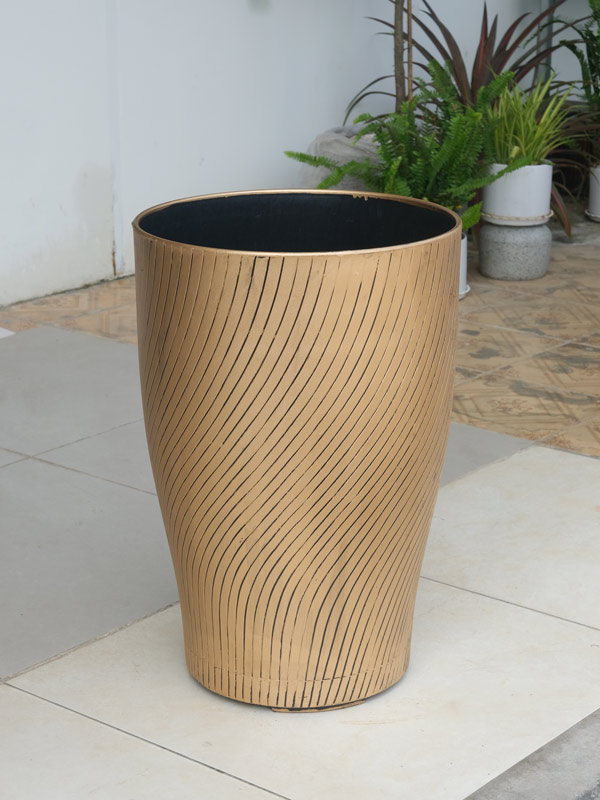 Chậu-nhựa-ống-đồng-M38-5