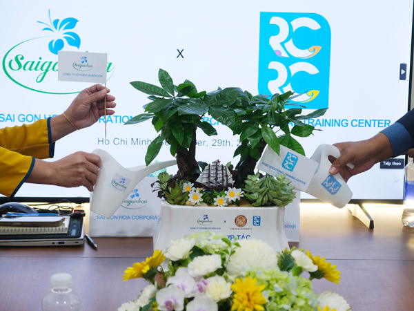 SÀI GÒN HOA VÀ RCRC VOCATIONAL TRAINING CENTER KÝ KẾT MOU – MỞ RA HÀNH TRÌNH KẾT NỐI VÀ CÙNG PHÁT TRIỂN