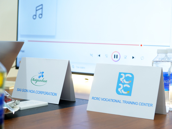 SÀI GÒN HOA VÀ RCRC VOCATIONAL TRAINING CENTER KÝ KẾT MOU – MỞ RA HÀNH TRÌNH KẾT NỐI VÀ CÙNG PHÁT TRIỂN